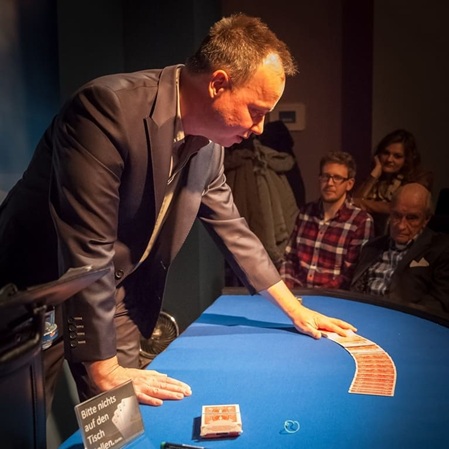 zaubershow mit karten